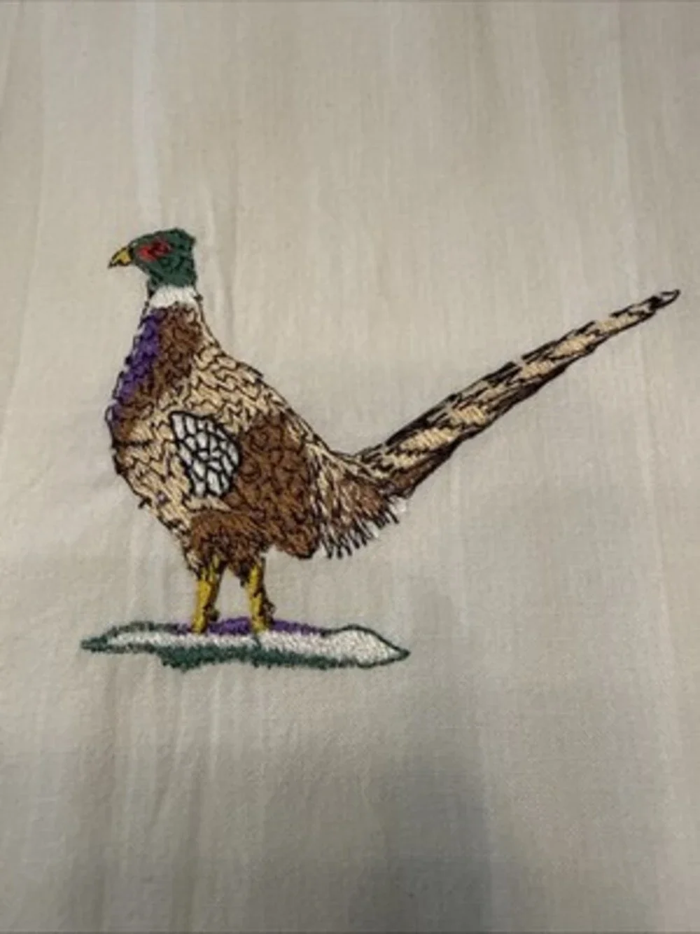 Vintage Set Of 4 Linen Tablecloths Embroidered Pheasants 33”x38”